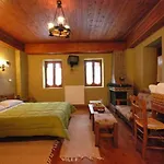 Guesthouse Alonistaina 3*