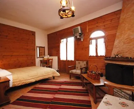Guesthouse Alonistaina Pensjonat