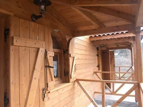 Guesthouse Alonistaina 3* Alonistaina